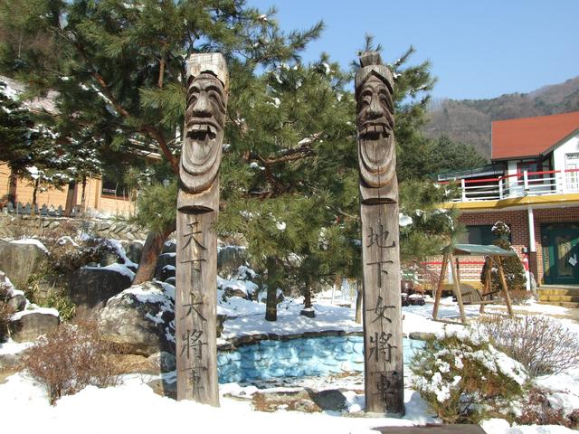 韩国"长生柱"发展史:祈福民俗文化的内涵流变