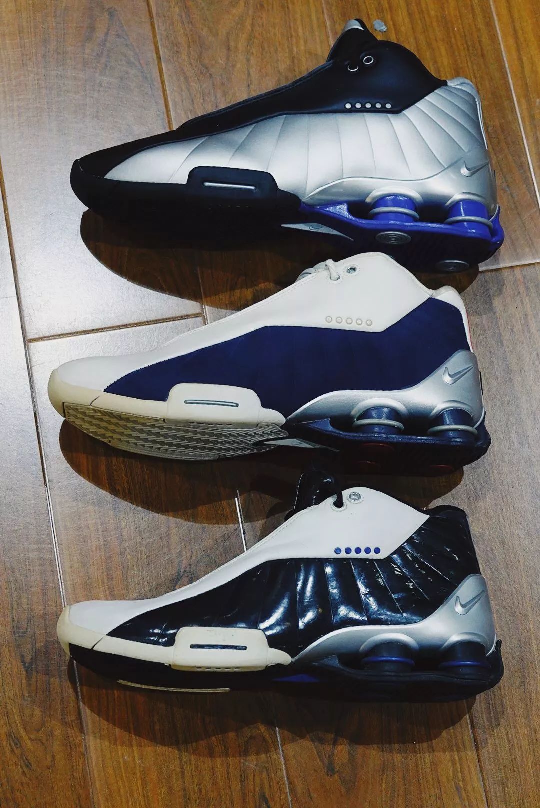 弹簧球鞋在召唤有心人带它回家nikeshoxbb4metallicsilverxh55开箱