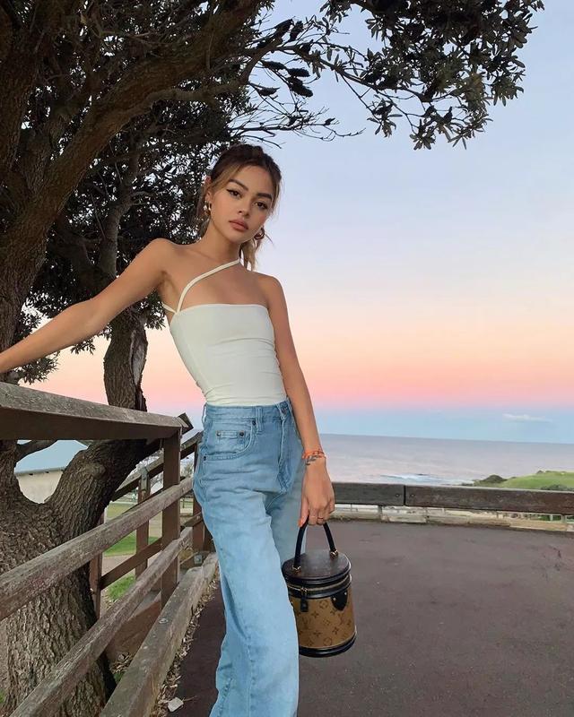 潮搭汇丨混血麻豆lilymaymac教你度假最靓穿搭
