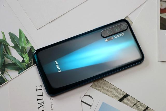 原创荣耀20再创新低麒麟980256gb四摄售价2400