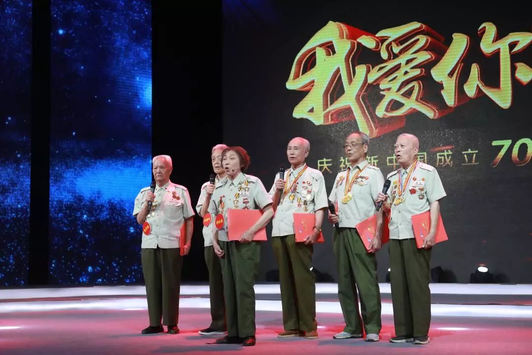 他们都参加过抗美援朝战役,他们中最大的已经92岁,最小的也已经84岁.