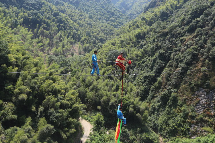 龙山飞水涯景区图片