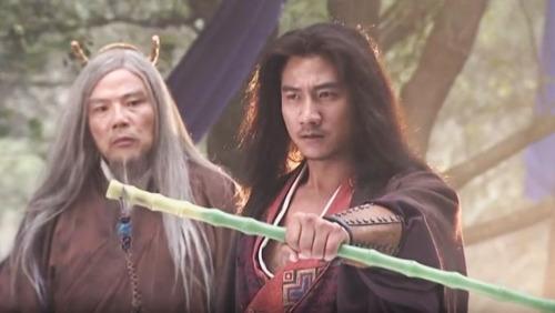 乔峰是大好男儿,而慕容复是彻头彻尾的小人.