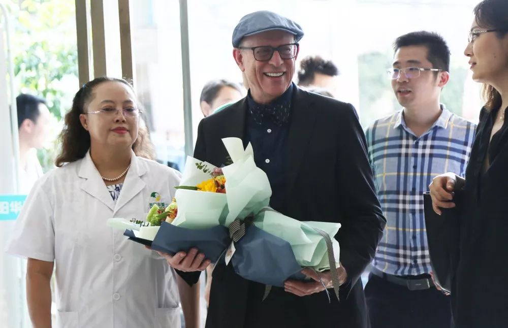 高标准,高影响力的盛会,本次活动联合"梅奥·孕大师"邀请到美国拉斯