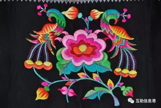 土族盘绣针尖上的传奇绣出来的惊艳