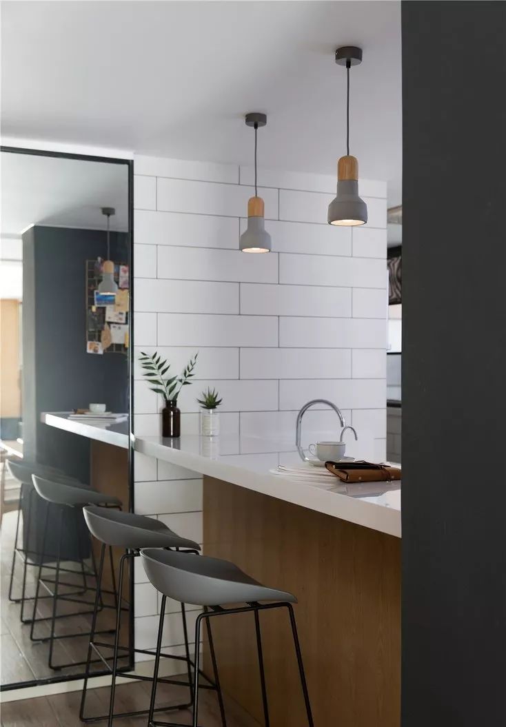 吧台的n种设计方案休闲隔断用餐都可以