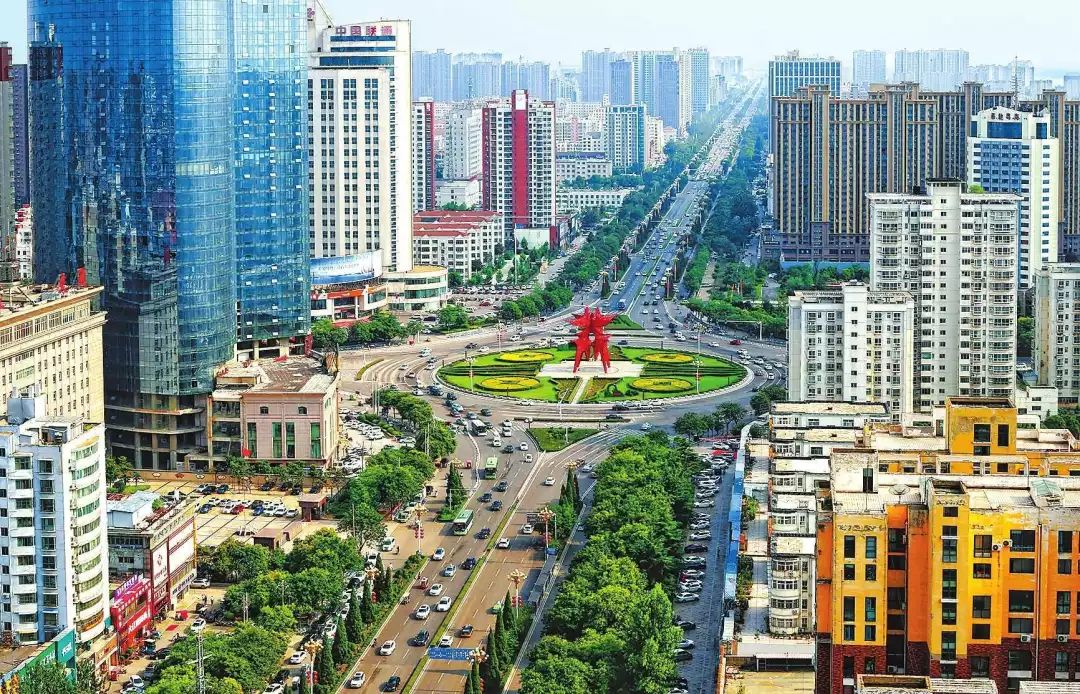 经济生活圈活力东邻商丘南站,长江东路贯通虞城嵩山路南瞰日月湖cbd