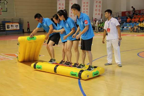 娱乐碰碰碰趣味乐翻天众盈团建三日游