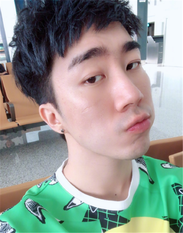 难怪骚男不找软软陪玩了小智揭露陪玩幕后都是有对象的