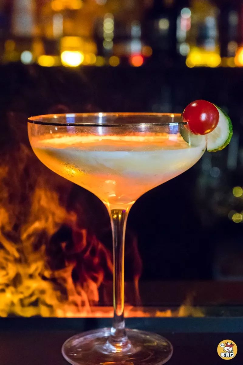 工业风设计,高颜值185 长腿小哥哥…漳州二路这家店内藏乾坤?_火焰