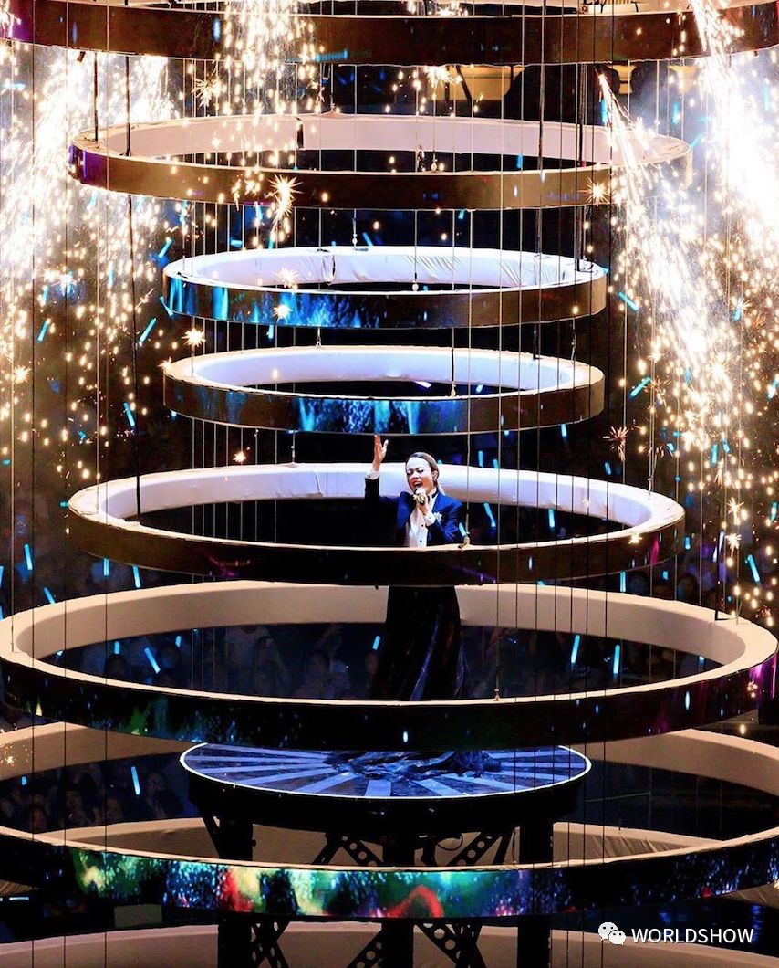舞美设计界女神esdevlin打造容祖儿的天价舞台