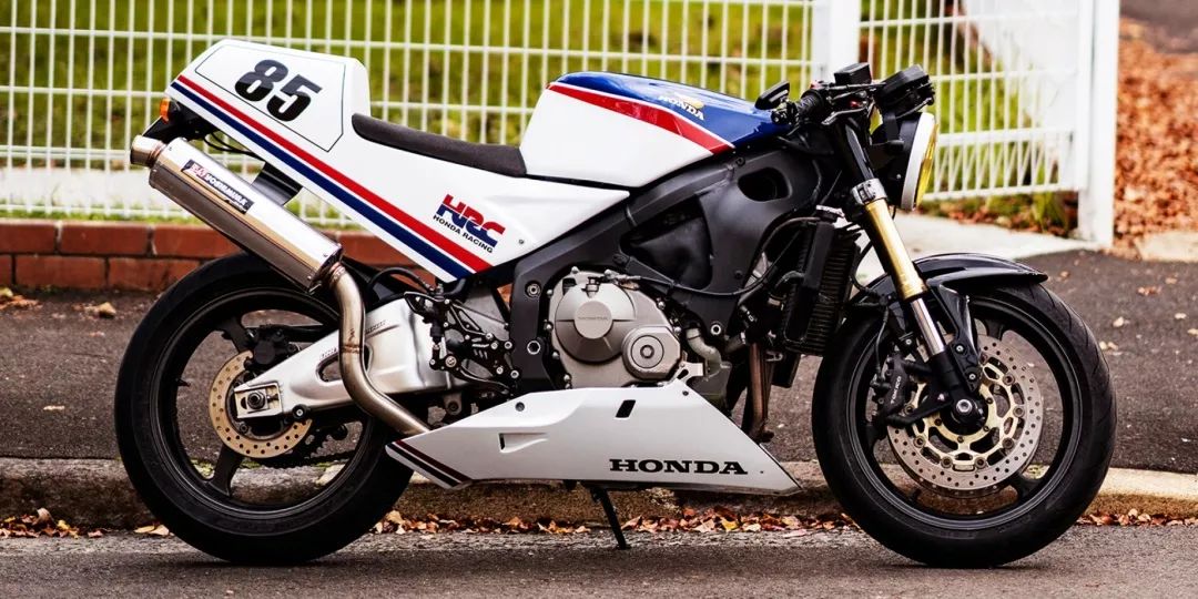 改装档案hondacbr600rr纯种仿赛的留名青史