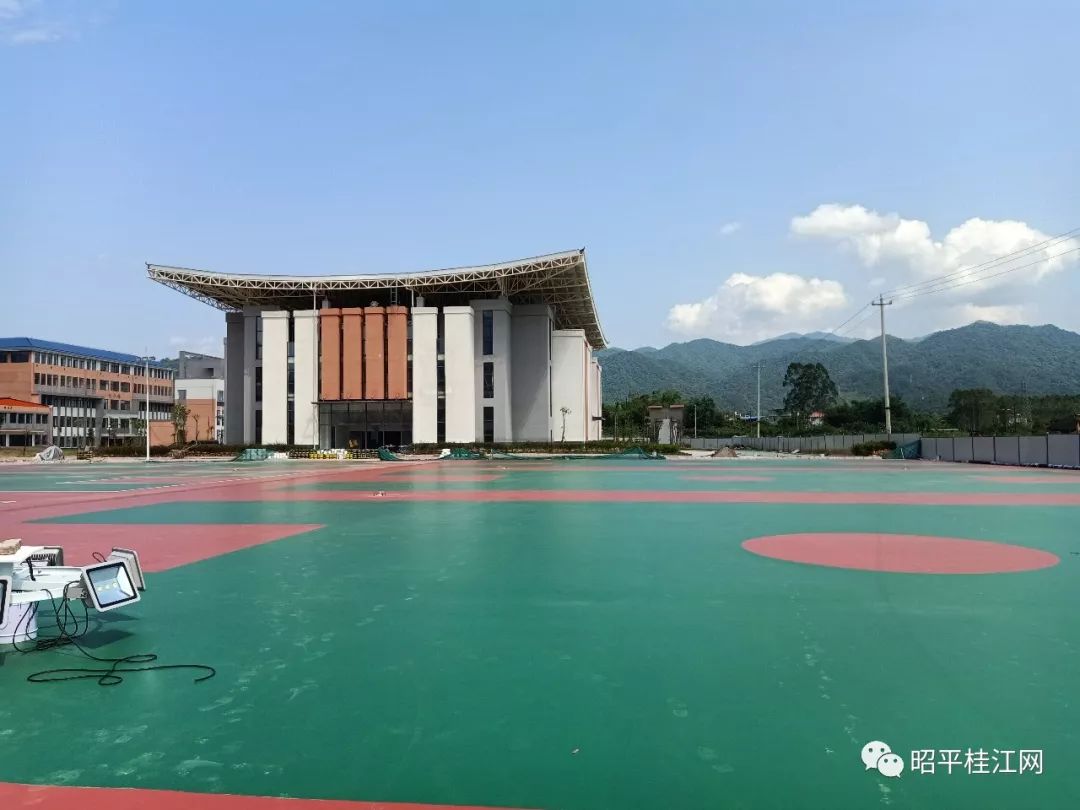 羡慕昭平四中搬入新校区啦高清视频图片近距看新校区2019年秋季学期