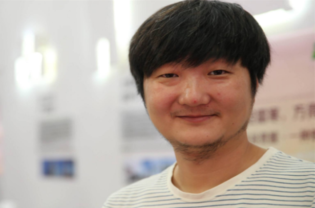 王大治近照曝光身体发福丑出新高度网友董洁会看上他