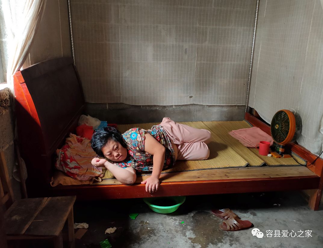 泪目!家境贫寒,容县8岁农家娃竟是这样撑起一片天的