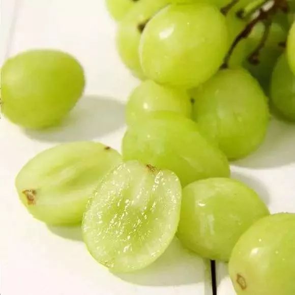 马奶葡萄(青提)