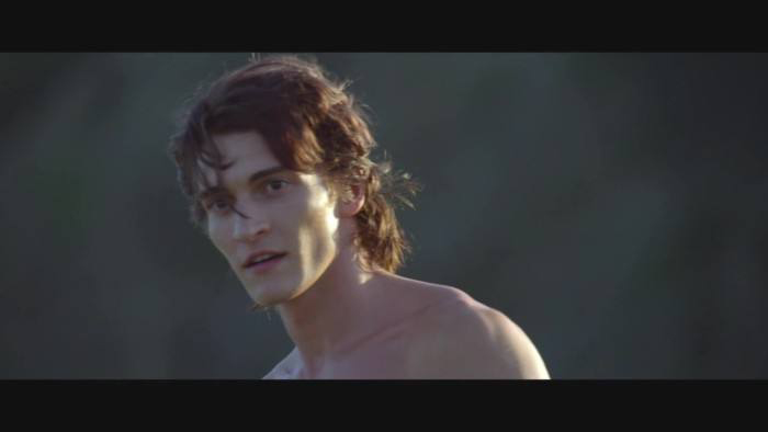 原创电影他是龙每一个女孩都幻想过的罗曼蒂克般的爱情