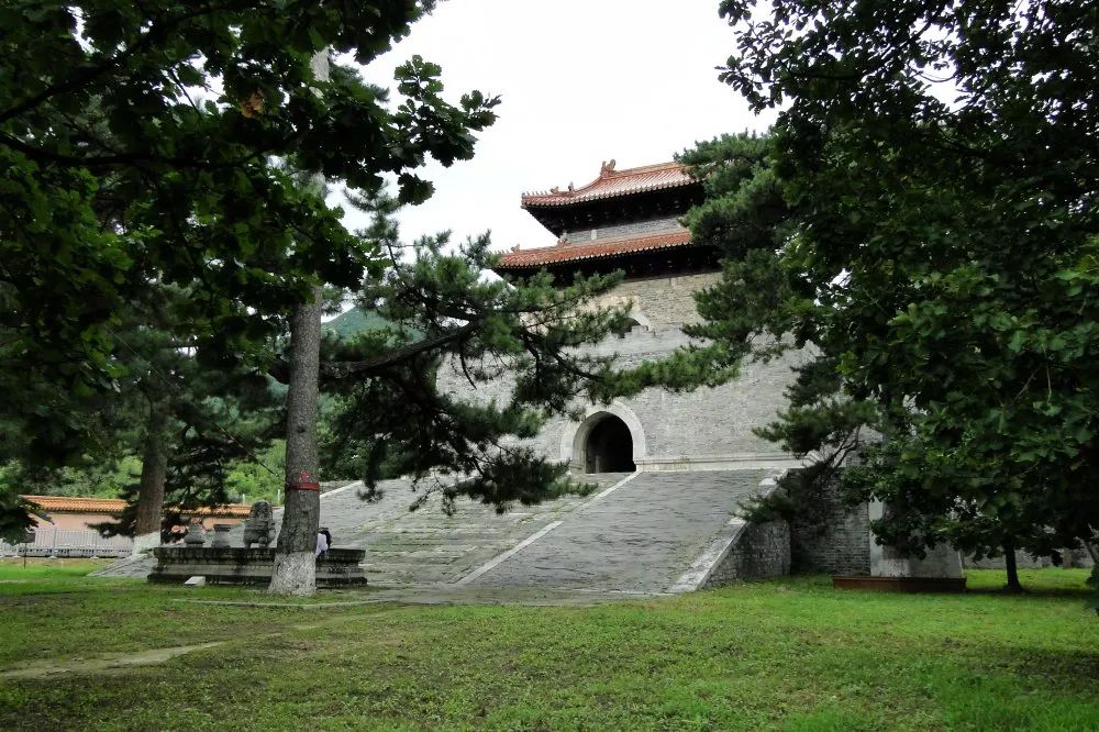 探秘康陵内貌让您领略不曾见过的明十三陵