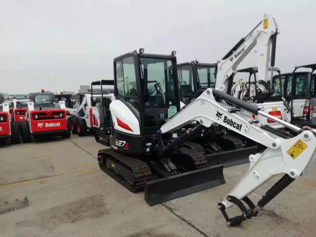 山猫迷你挖掘机产品介绍---e27z