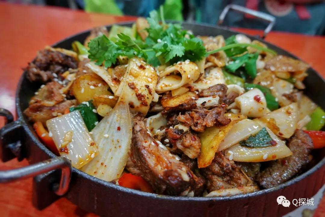 04 炕锅羊排 酸奶 5星推荐 高原地区的牛羊,奶制品口感不用多夸 我在