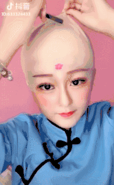 巴西黑老大男扮女装越狱出逃画面实在没眼看