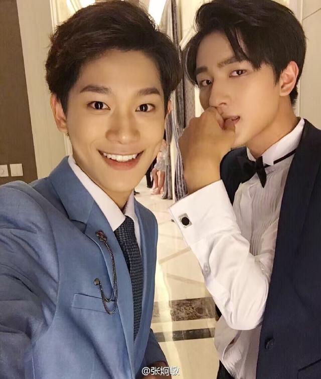 也是在16年,张炯敏开始拍戏,第一部作品就是那部曾风靡高校女生的小说