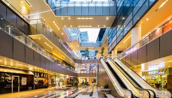 红旅集团】主题街区如何创新商业业态,提升购物中心"调性"_新天地广场