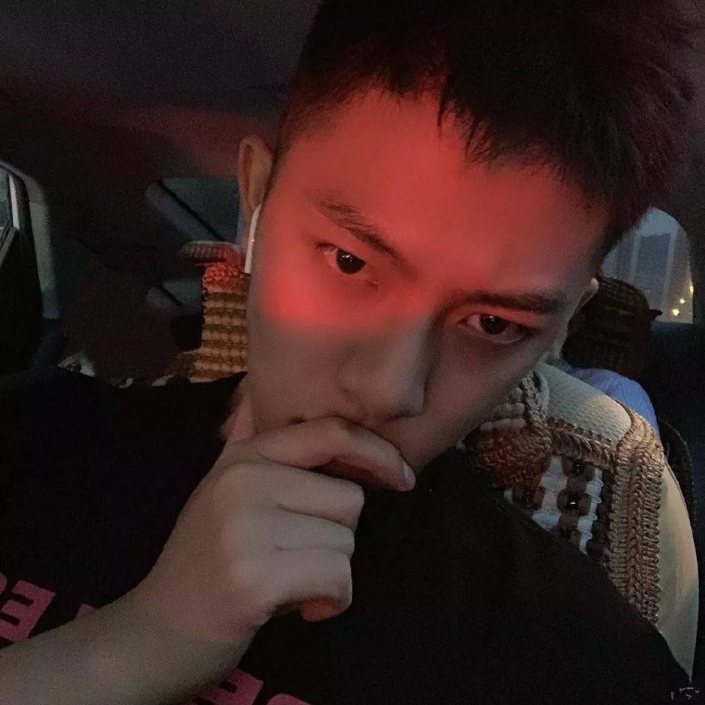 今日份恋爱干净帅气的小奶狗空少