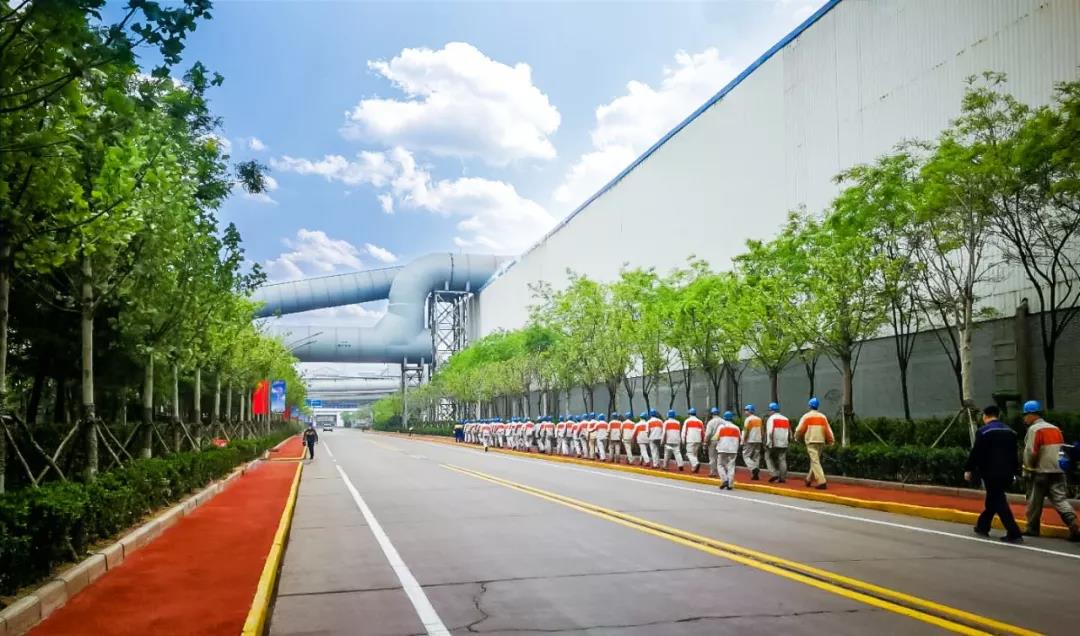 焦鹏荣程相关负责人介绍,作为天津市大型民营骨干企业之一,其钢铁板块