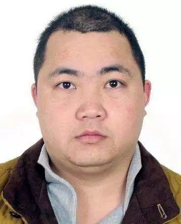 雅安警方对42名在逃人员发布悬赏通告线索奖励200020000元