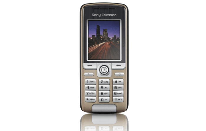 单色屏手机到iphone你用过多少款