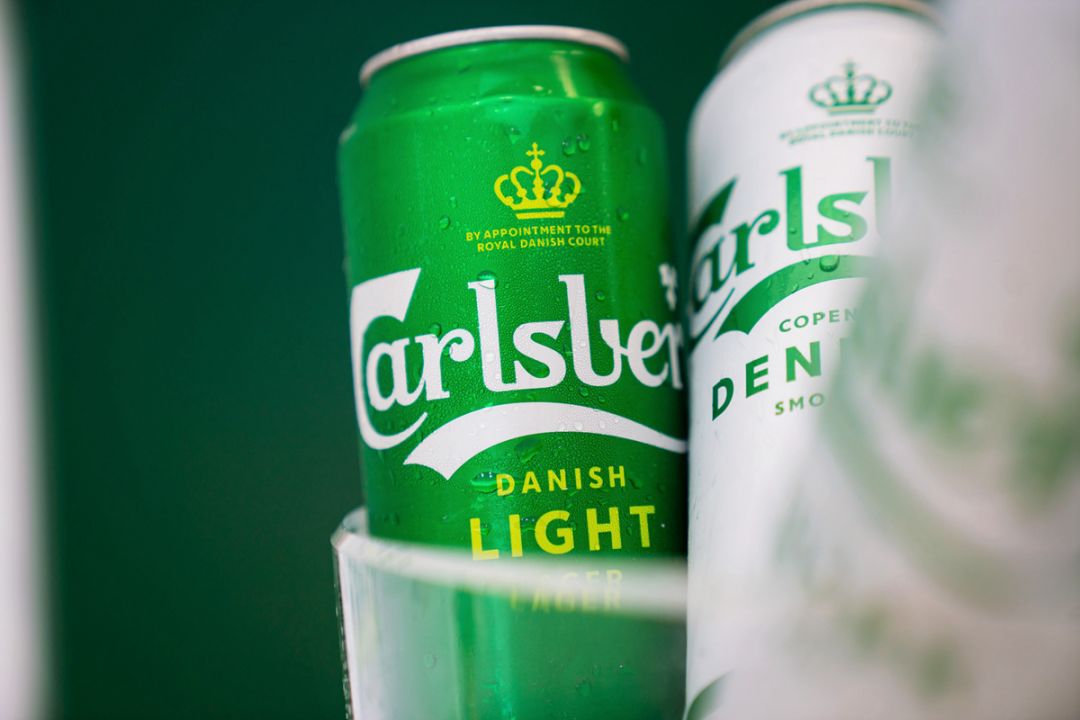 文中图片来源于品牌及网络】#夏天十二时辰你最爱哪一刻喝嘉士伯啤酒?