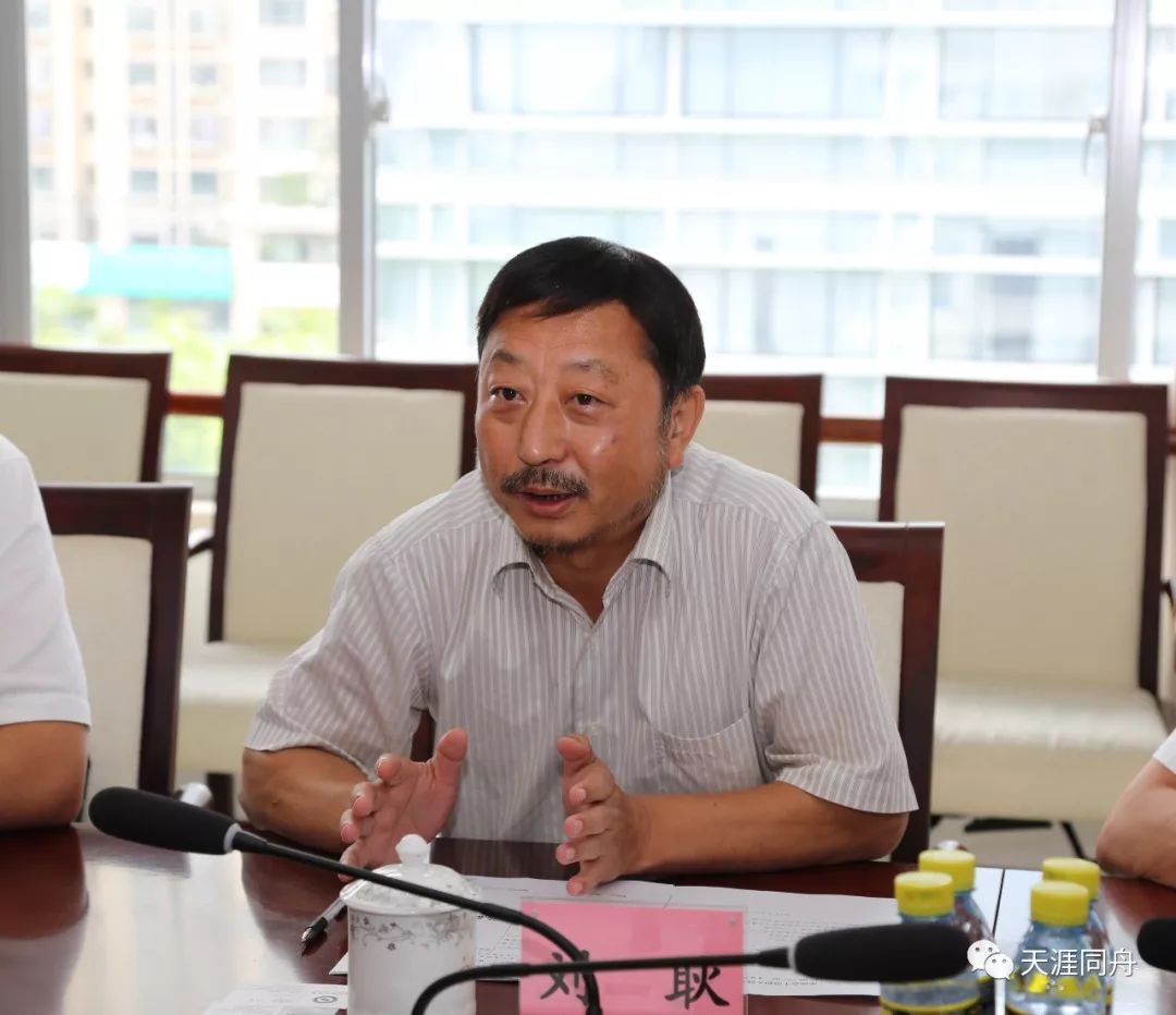 副部长,省台湾事务办主任刘耿会见了香港瑞科教育集团总裁任燮康一行