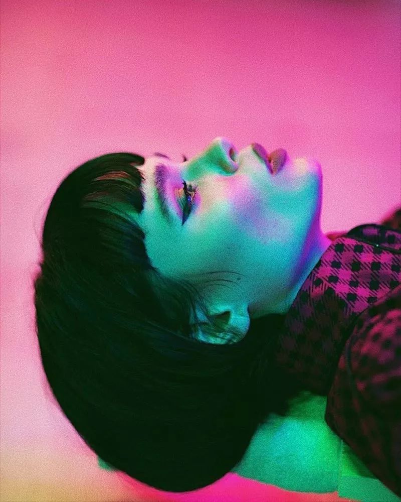 血腥在线瑞典另类流行女声winonaoak新单