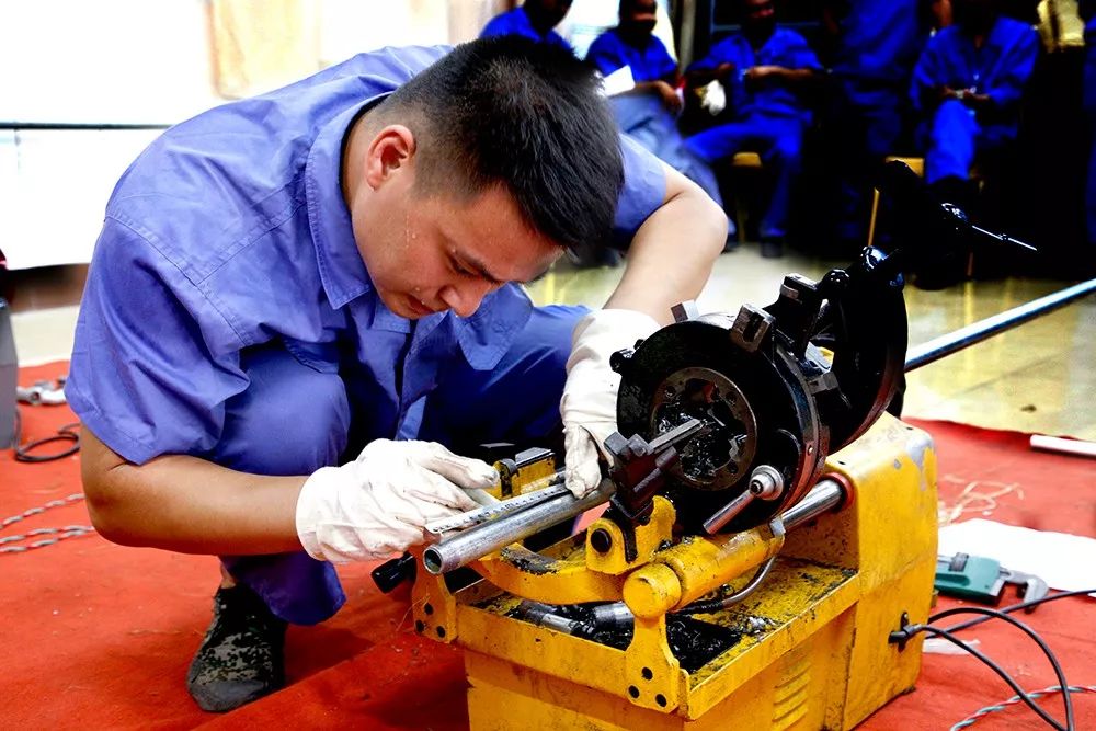 一矿举办职工职业技能竞赛管道工实操比赛