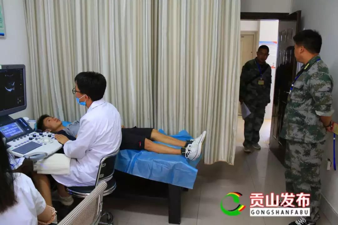 贡山县开展征兵体检工作