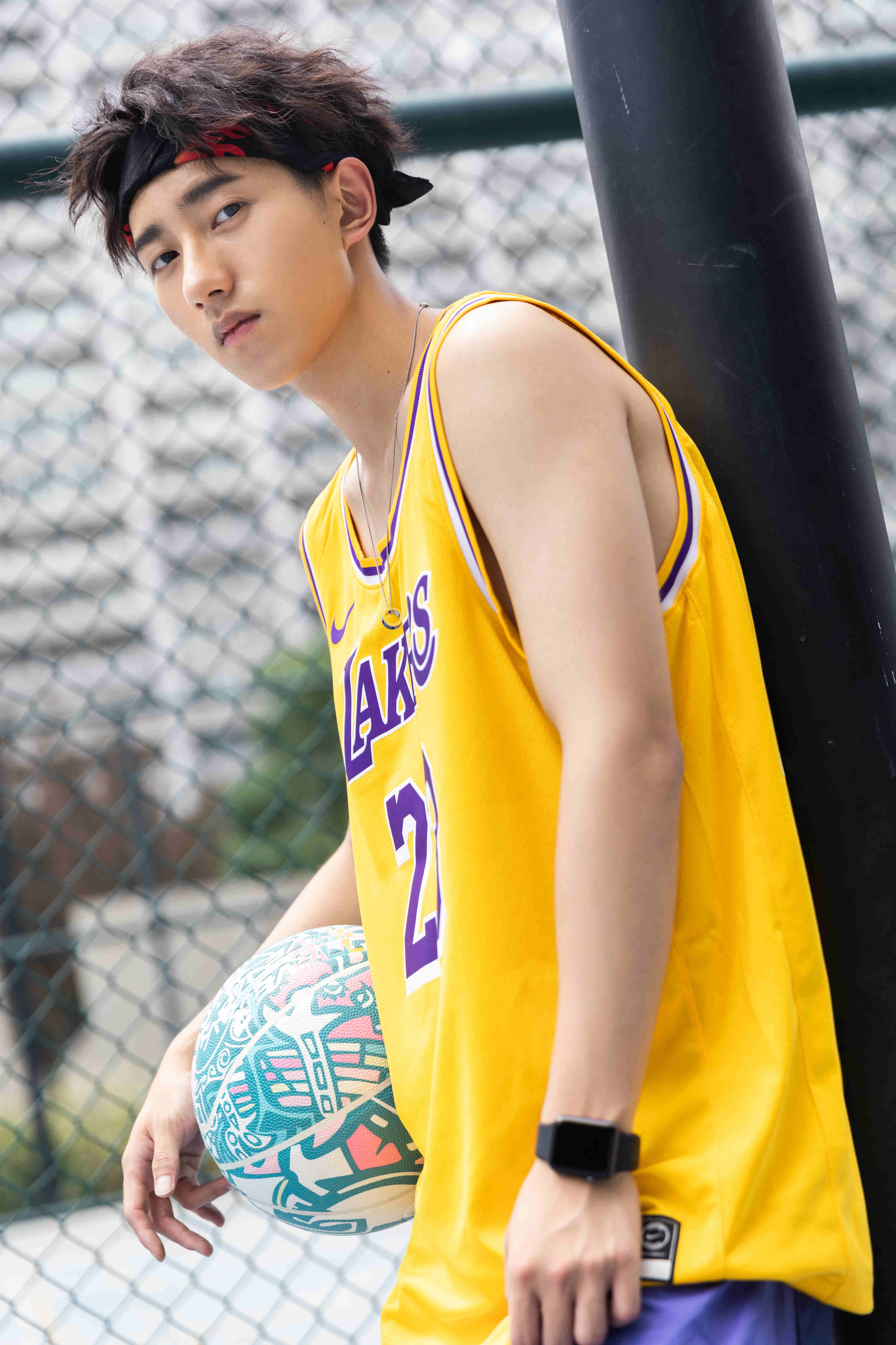 熹文娱乐赵占豪又皮又有趣的童年拥有者