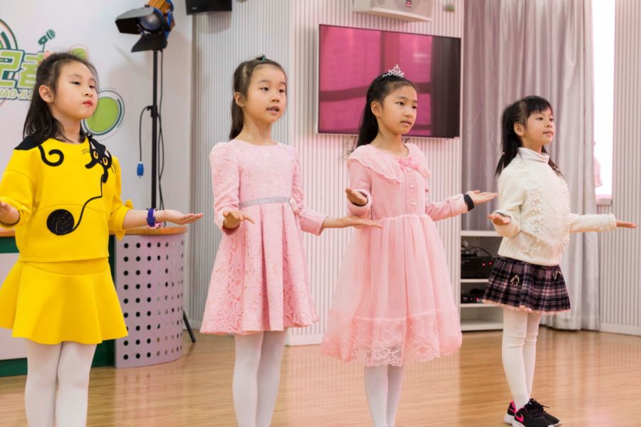 语言表演公开课安排如下机器人专业1机器人课程