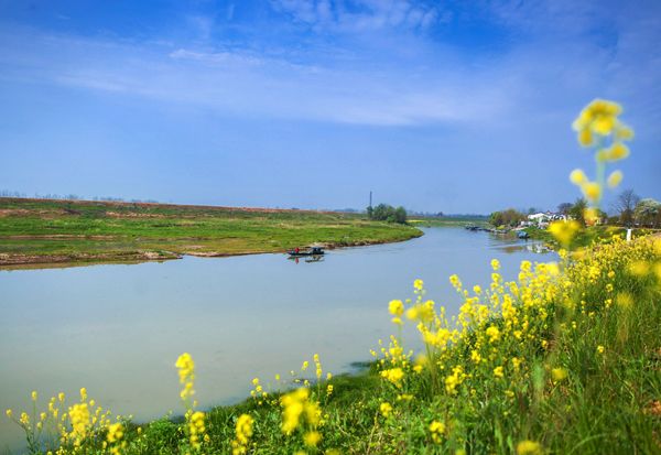 县在说郊区一座依山襟江的宝藏城市