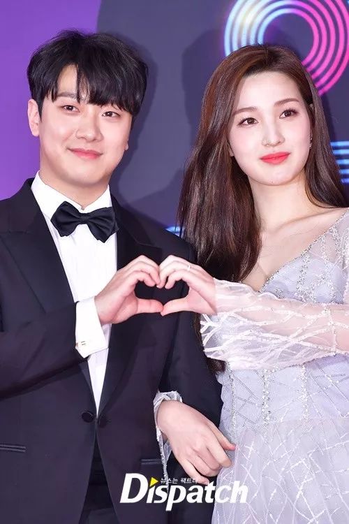 崔敏焕&金律喜夫妇怀上二胎所属社jyp ent.