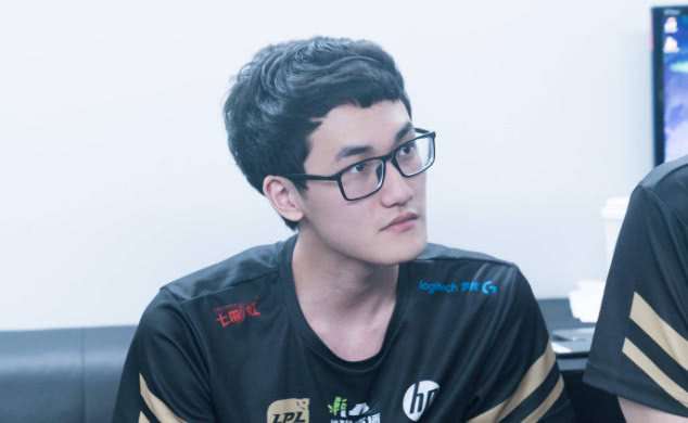 rng不敌blg教练牛排言论引热议故意打成这样的