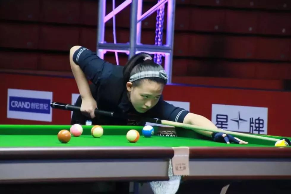中式台球后继有人  "00后"小将潘蓝天夺冠!