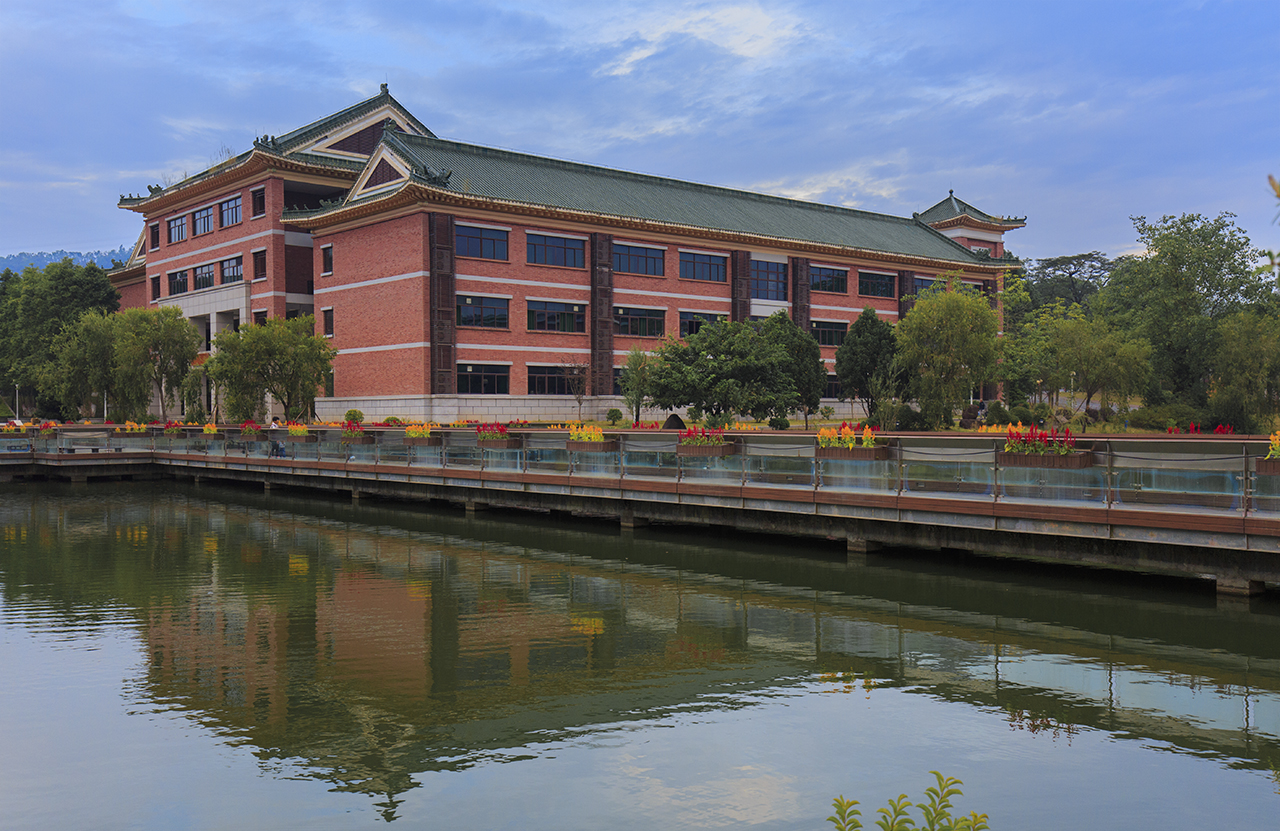 欢迎你，中山市第一中学教育集团良都中学_办学