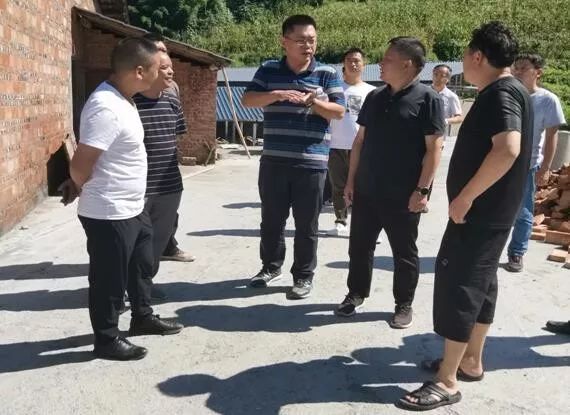 中国建材集团扶贫办主任李宁率队到绥江县开展电商培训及扶贫调研