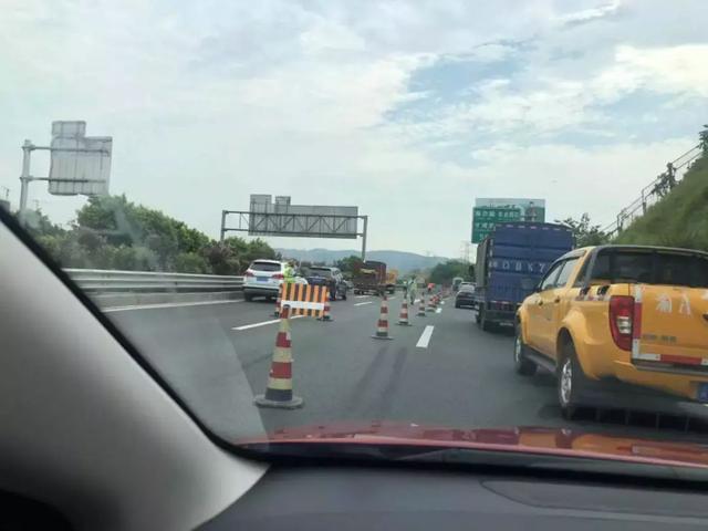 又热又堵车的重庆,我被长安蓝鲸动力的油耗吓了一跳_搜狐汽车_搜狐网