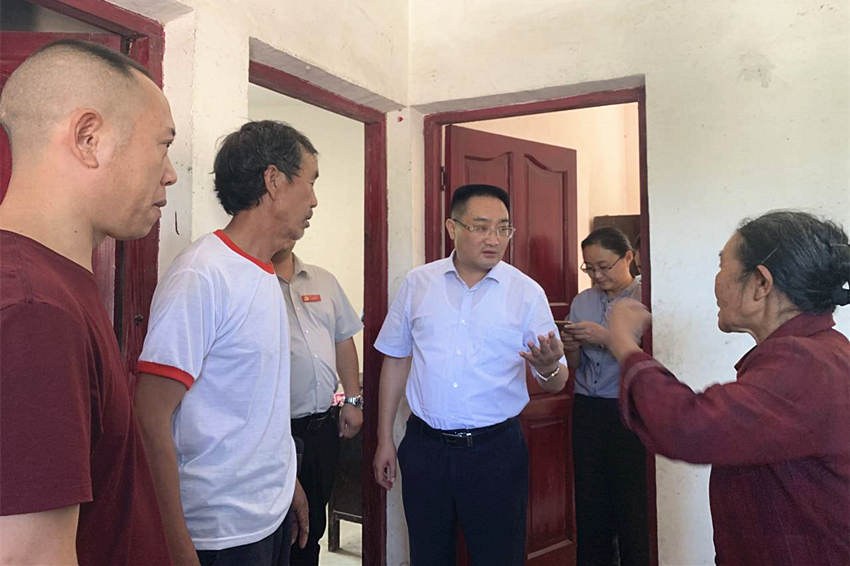 郭正勇到仙桥乡督导调研