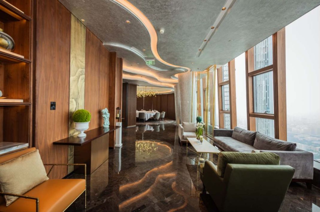 从303米济南泉客厅到428米齐鲁会客厅天际云端驭不凡