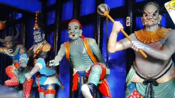 中虚拟的岁神名,为一凶神是所谓虎贲之象,先锋之将,常与岁神黄幡相对