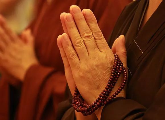 你在念佛它在计数记录你一生的修行