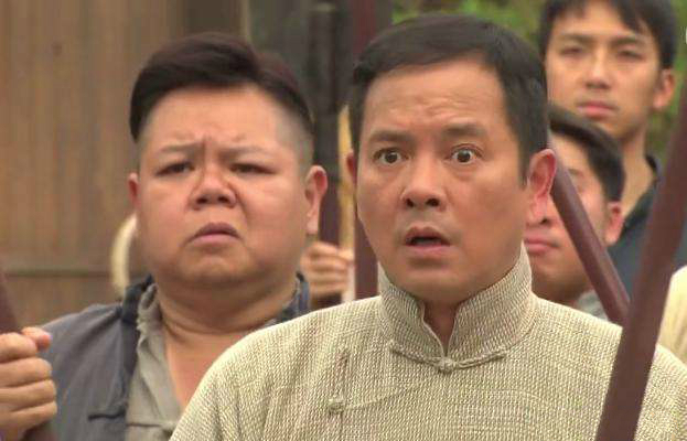 不过好在陈嘉辉还是有演技的,重返tvb后他也拍了不少剧,用一部又一部